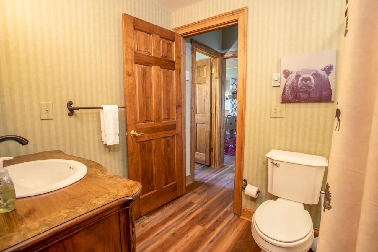 Mile High Lodge ビーチ・マウンテン エクステリア 写真