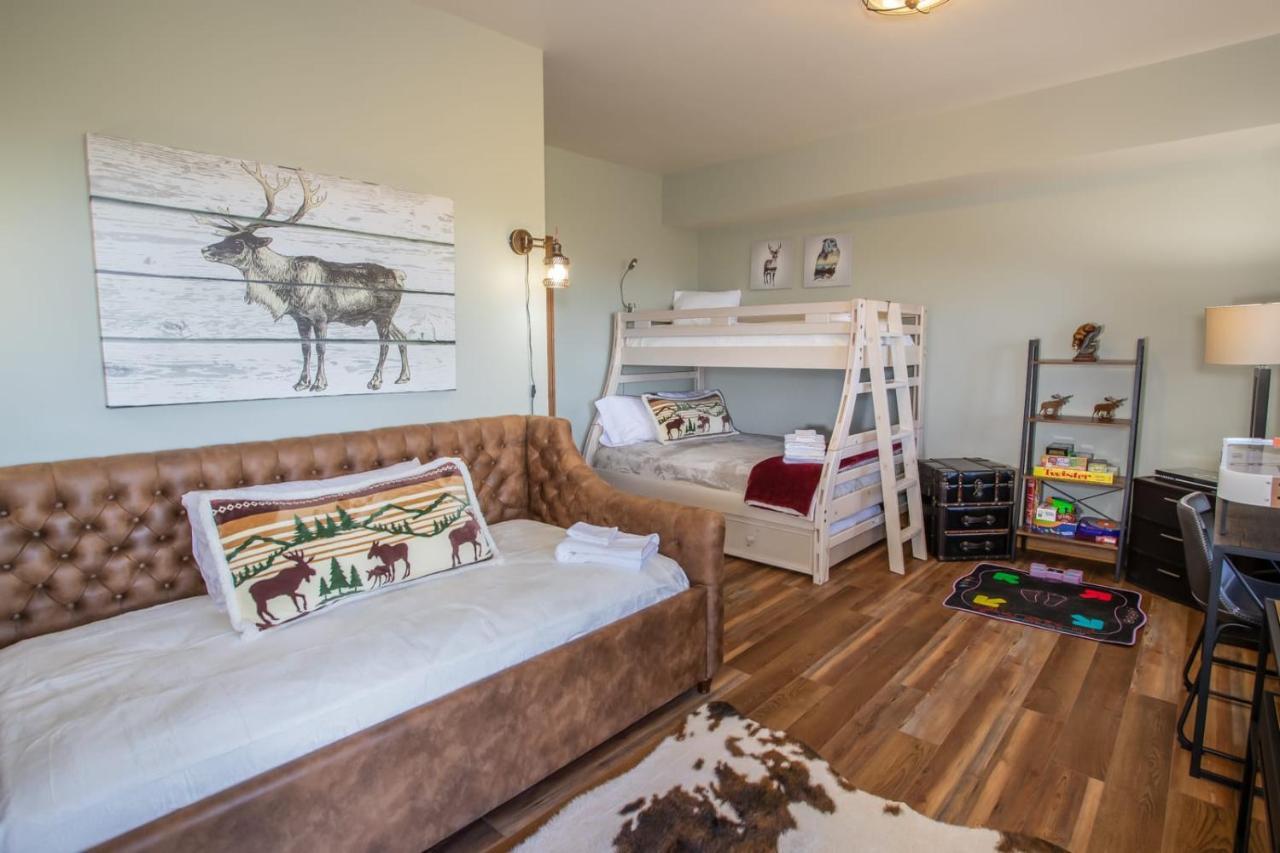 Mile High Lodge ビーチ・マウンテン エクステリア 写真